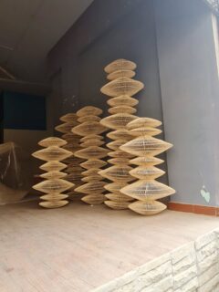 This is what happens when rattan meets geometry.
Layer upon layer of woven rattan forms; almost architectural in its presence
Stacked forms.
Woven structure.
Sculptural light.
#rattanlighting #interiordesign #lightingdesign #floorlight #hanginglight